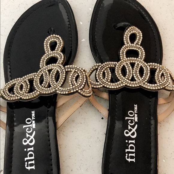 Sandals - Picture 1 of 3